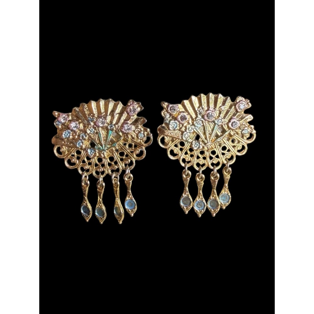 Two Sisters Vintage Gold Tone Fan Floral Filigree Clip On Dangle Earrings Chic